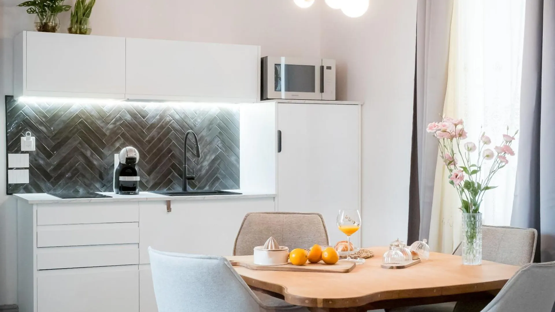 Palazzo Santa Ninfa - Luxury Mansion Apartment Palermo