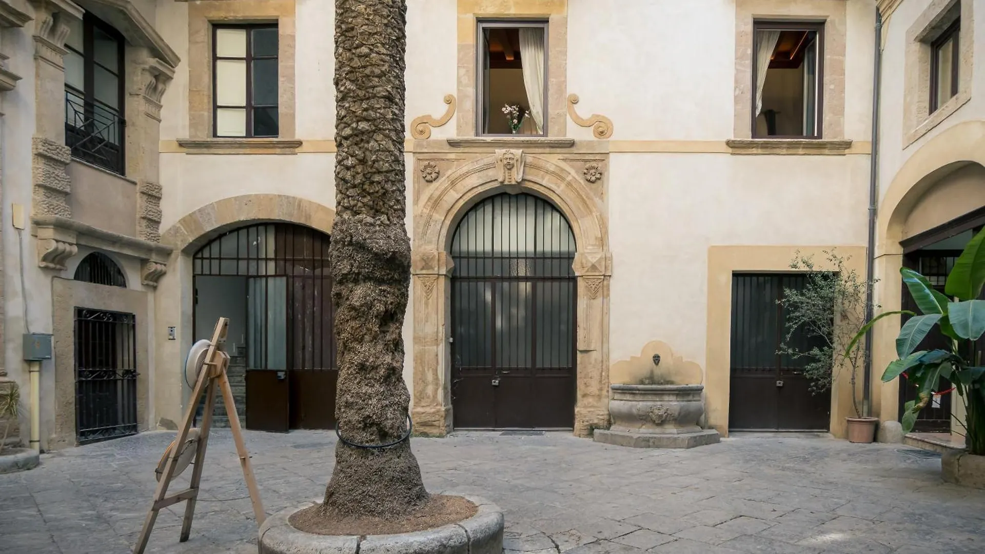 Appartement Palazzo Santa Ninfa - Luxury Mansion à Palerme