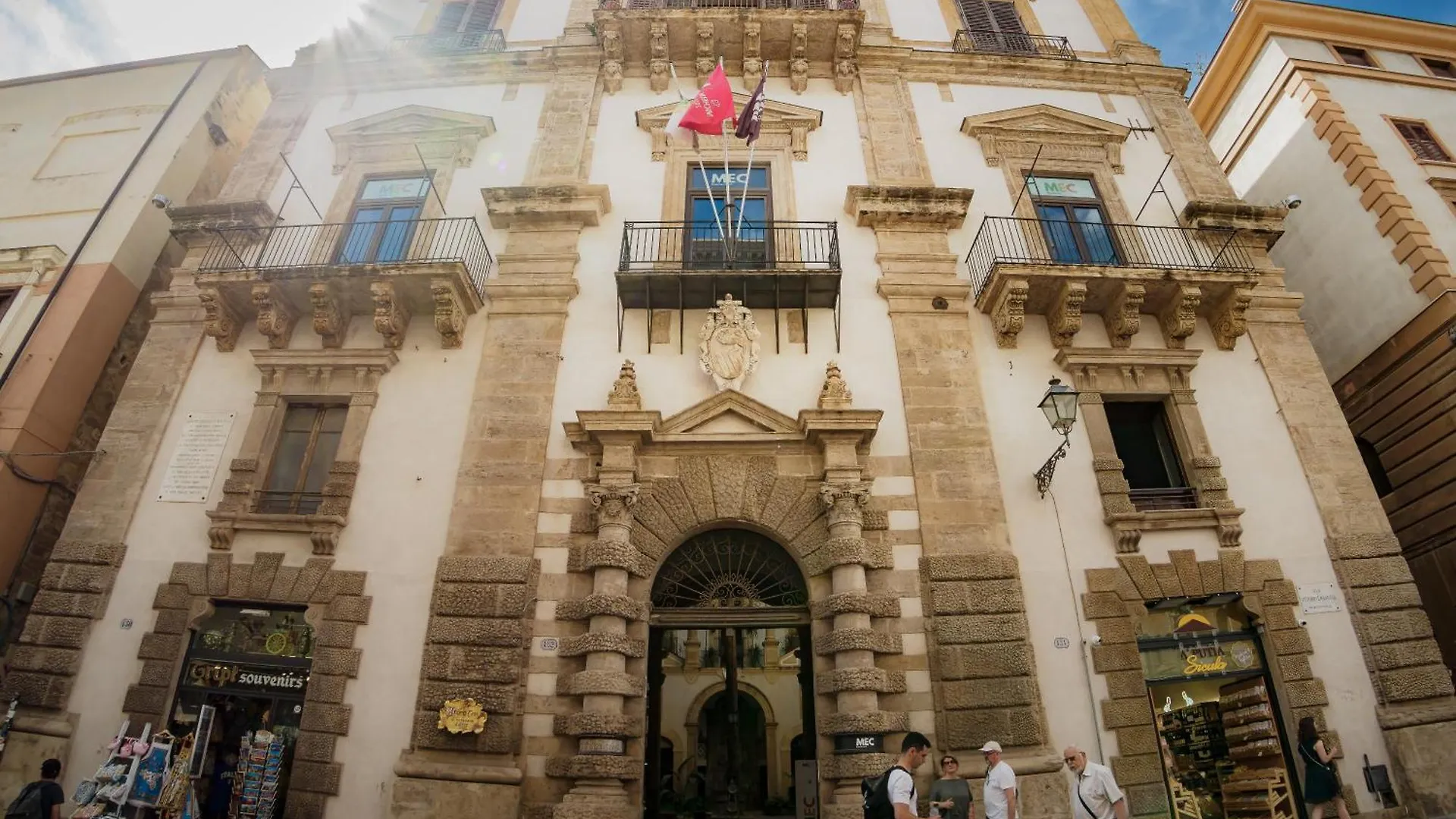 Palazzo Santa Ninfa - Luxury Mansion Apartment Palermo Italy